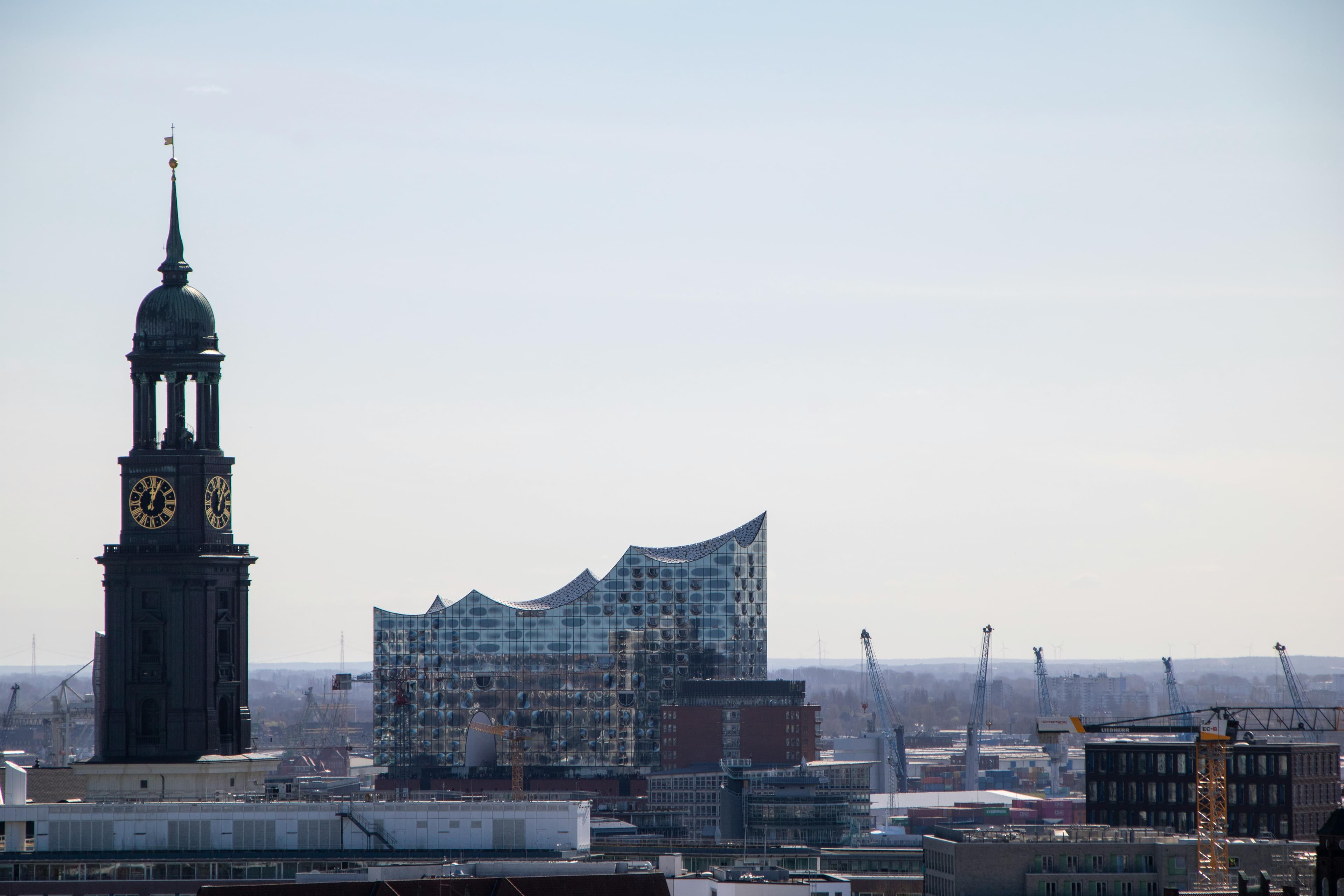 Cheap flights from London to Hamburg
